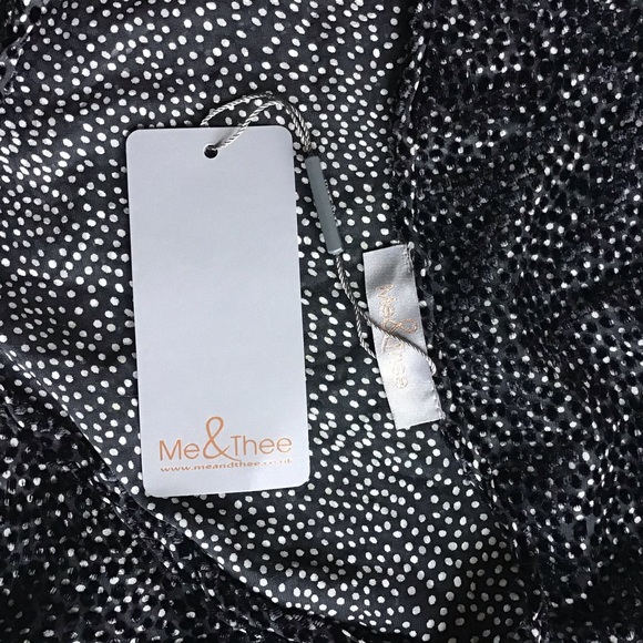 ME & THEE Compassion Fatigue Devore Silk Top - Picture 10 of 11